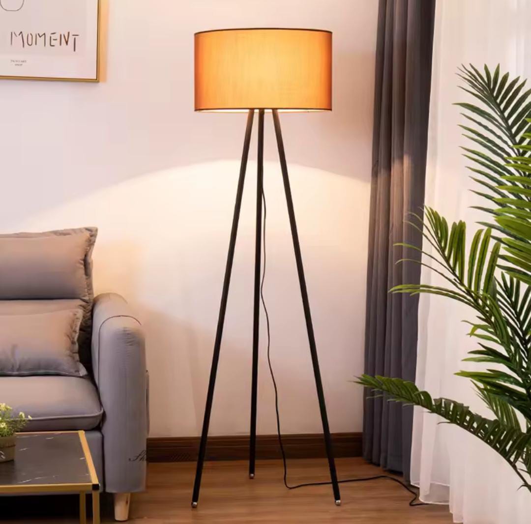 Tripod Floor Lamp for Living Room 15watts